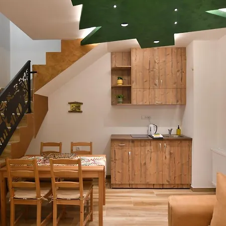 Brvnara Mont 4 Alpehytte *