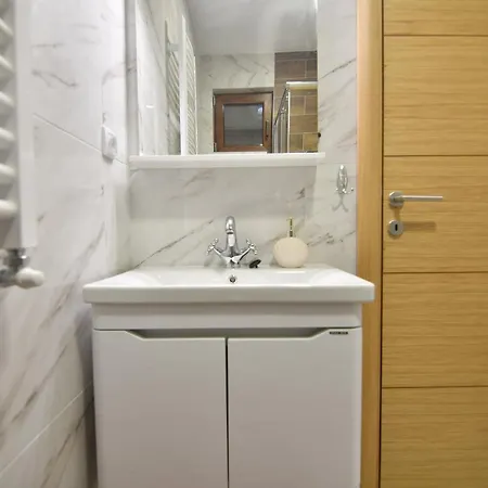 Brvnara Mont 4 Zlatibor